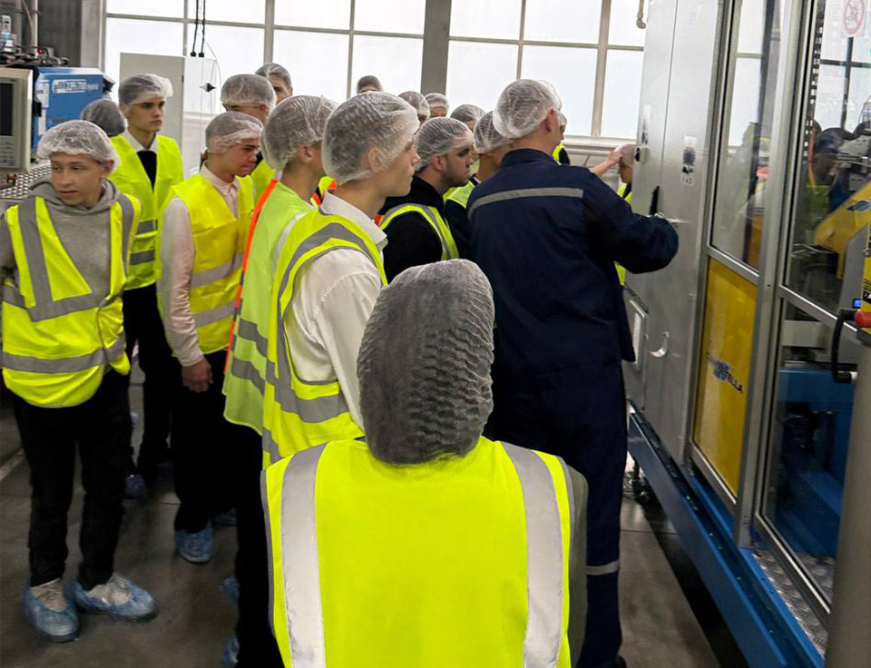 Студенты Лебедянского техникума посетили завод «Бипласт»